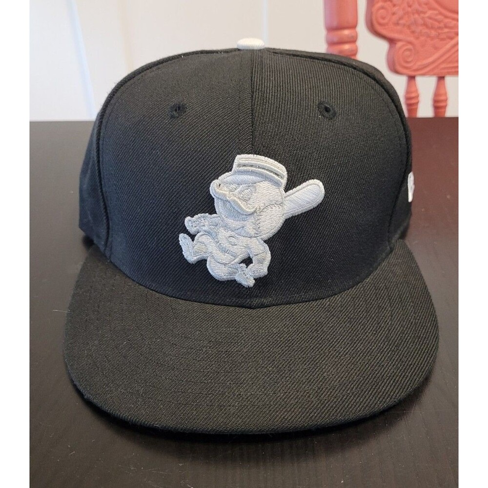 New Era Cincinnati Reds Hat Black White Mr REDS 9fifty MLB Block Letters on Back
